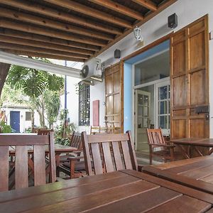 Hostal Las Acacias